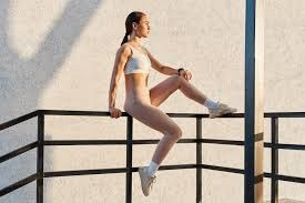 国足客战沙特，争夺小组前三！多名主力缺阵，CCTV5直播！